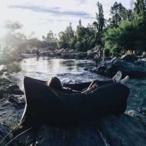 Sillón puff inflable lazybag