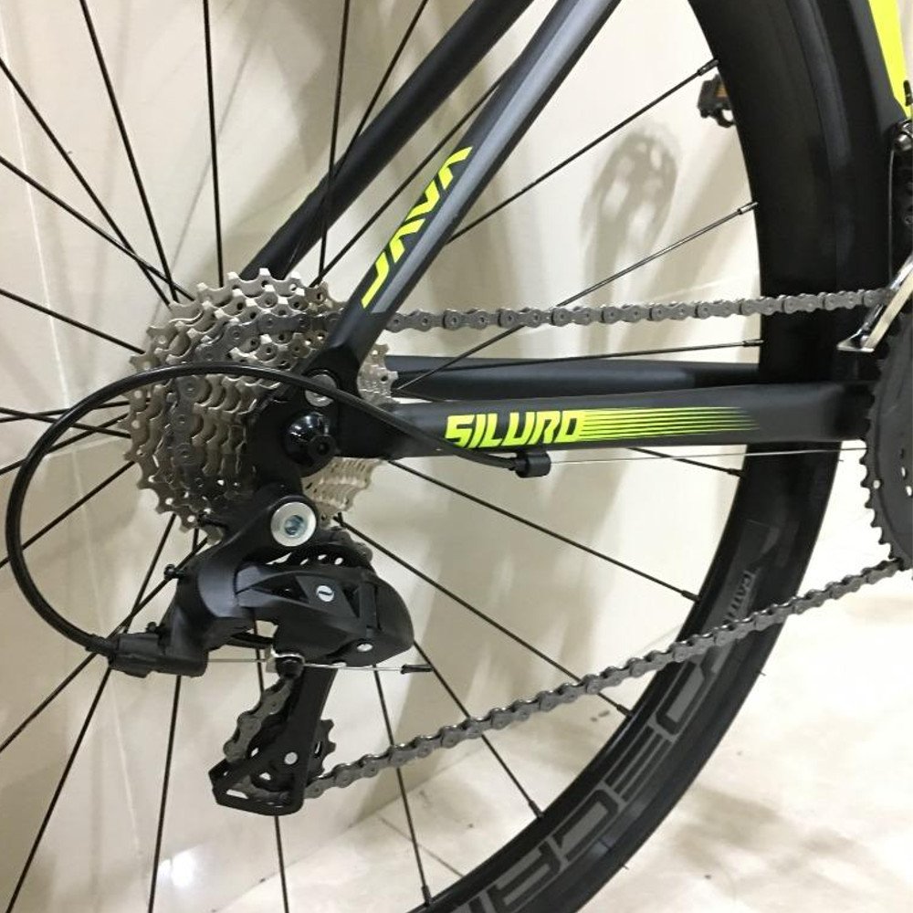 Bicicleta Java Siluro2 Ruta 700C HCarbono 18V Talle 50 - Imagen 4